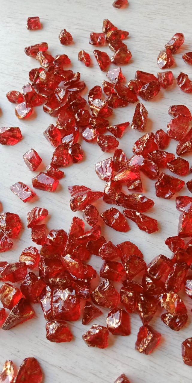 زجاج الكريستال احمر علبة 20 جرام